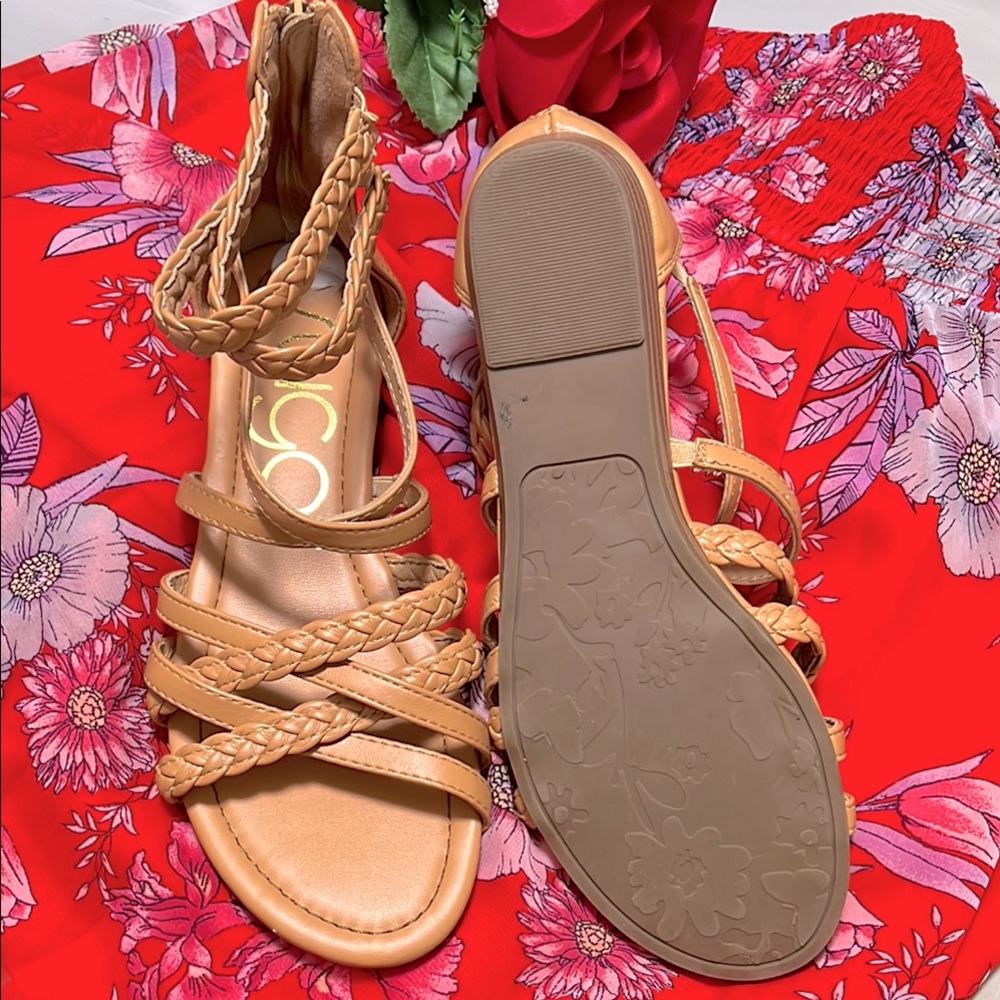 MC SUGAR Braided detailed open toe Tan Sandals With Zipper Closure Size 7M